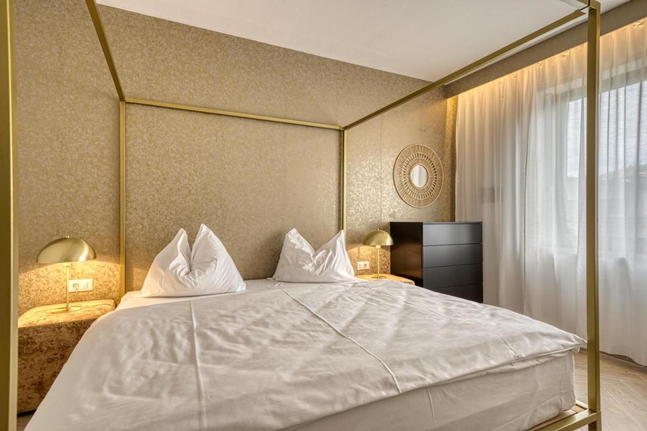 Goldfinger + Suites Lana Eksteriør bilde