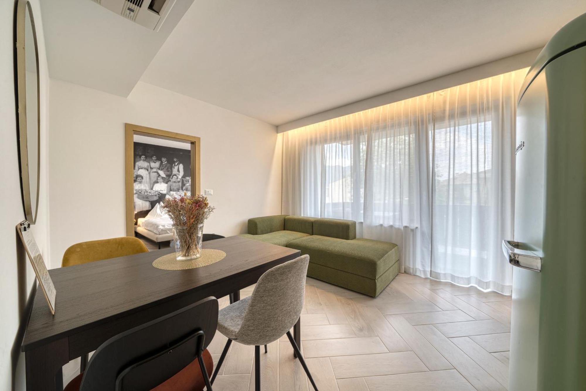 Goldfinger + Suites Lana Eksteriør bilde