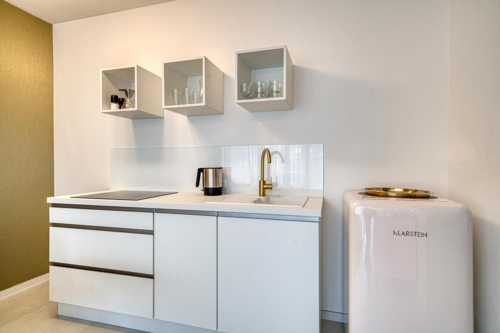 Goldfinger + Suites Lana Rom bilde