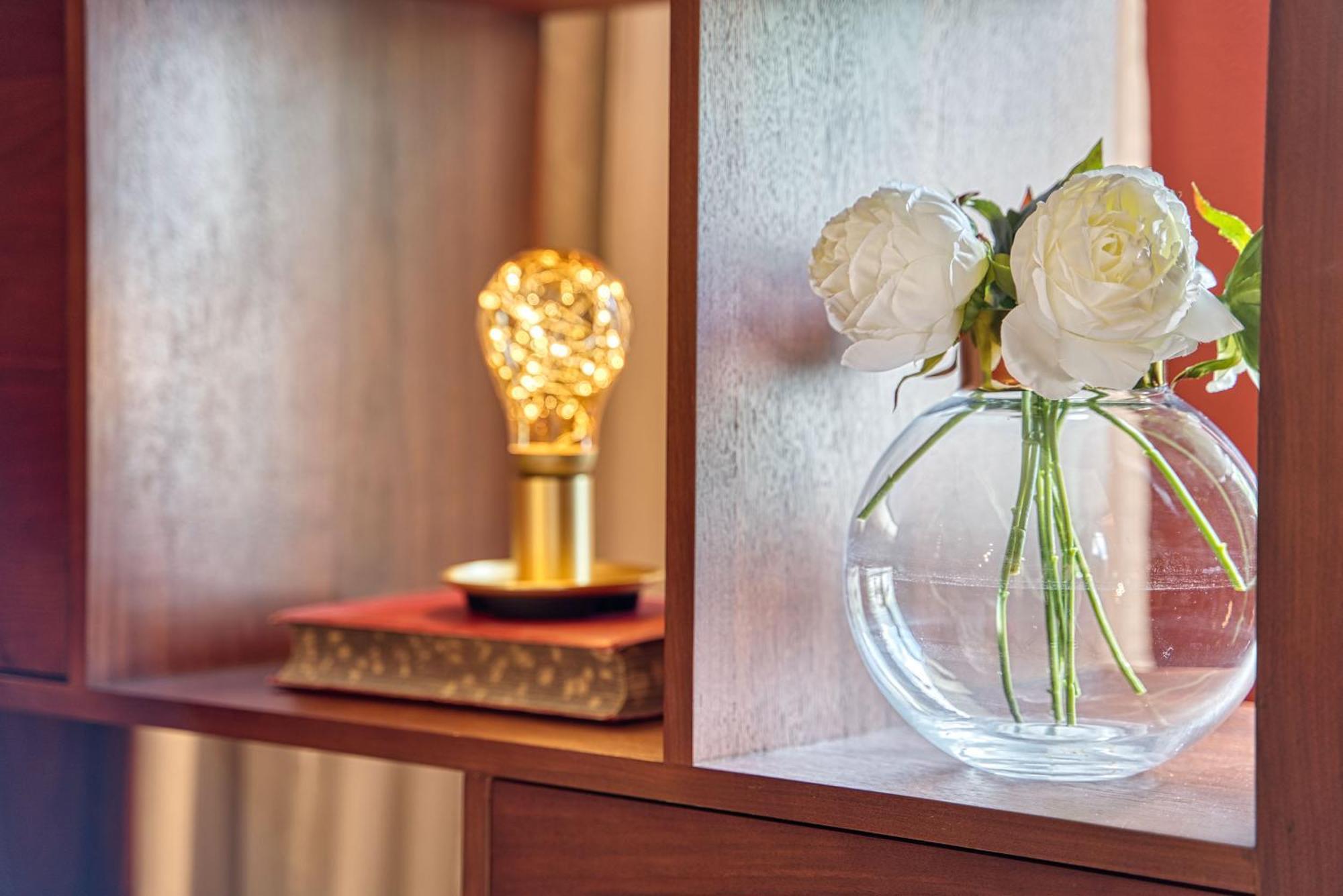 Goldfinger + Suites Lana Rom bilde