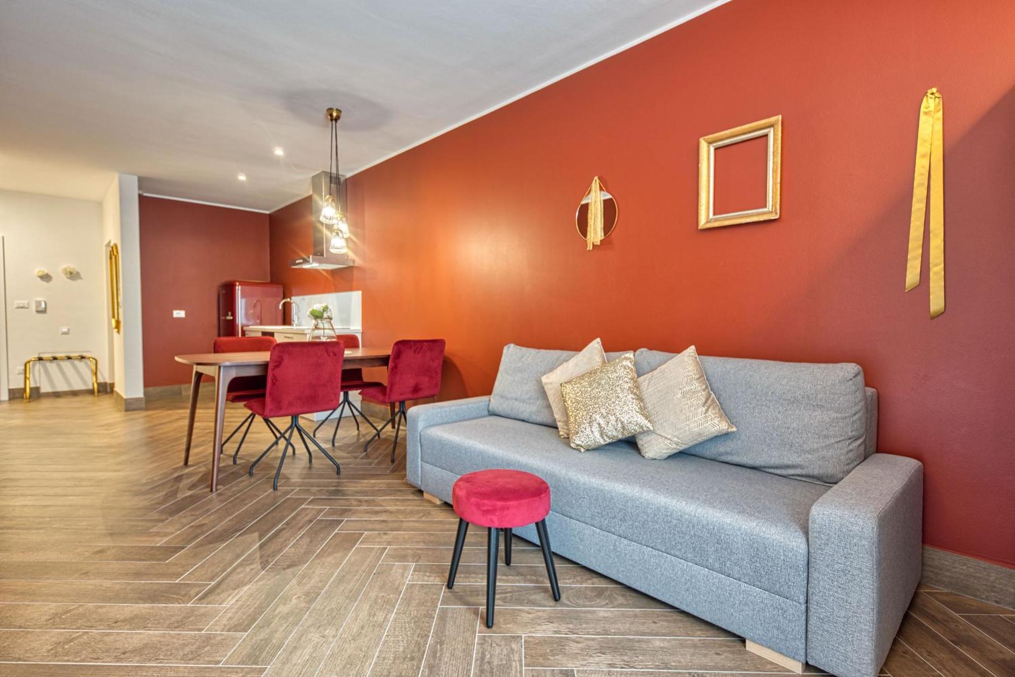 Goldfinger + Suites Lana Rom bilde